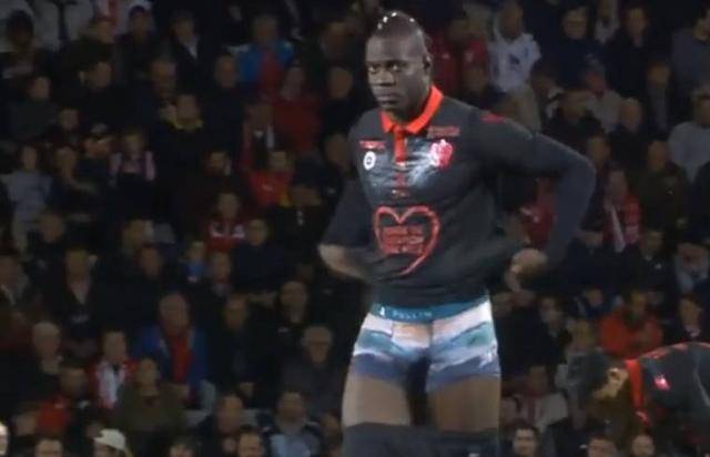 阿尔巴尼亚中场：在比赛的前70分钟，我们和英格兰势均力敌（阿尔巴尼亚中场：前70分钟我们与英格兰不相上下）