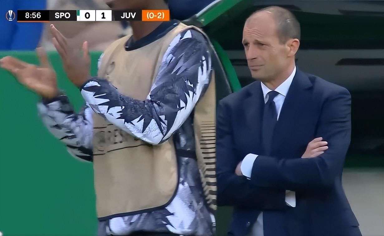 意媒：尤文已经报价什克，但费内巴切无意放人（意媒称尤文已报价什克，费内巴切不愿放行）