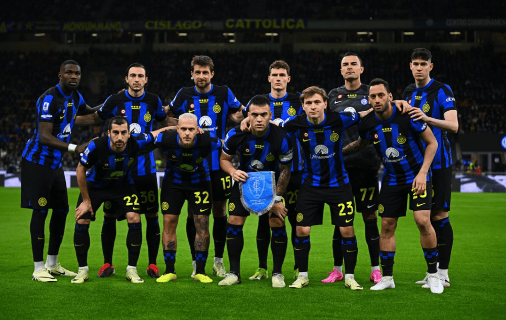 申花与津门虎历史共计交手47次，战绩为20胜17平10负（申花与津门虎历史交锋47场，申花20胜17平10负）