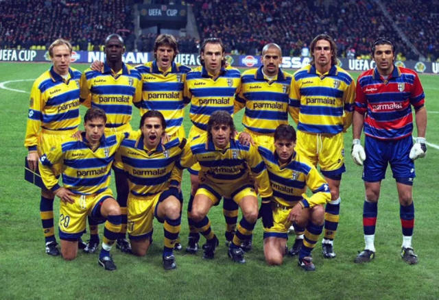 场均1.37分，执教至少10场欧冠的意大利教练中孔蒂成绩倒数第5（欧冠执教场均1.37分，孔蒂在10场以上的意大利主帅中仅列倒数第五）